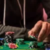 Benefits of playing poker table top 